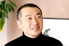 这位43岁大叔生活真精致，独居62㎡，居然做到空无一物，实名羡慕图片