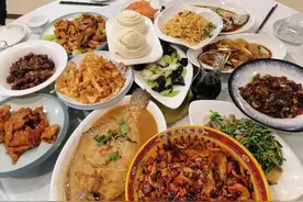 喝多少白酒算一般水平？酒友：有这4种行为的，喝多少都不算能喝图片