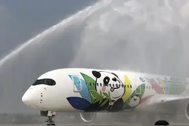 成都直飞普吉再加密 最多时一天三班往返图片