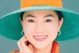凤飞飞去世10年！儿子分享全家福悼念，自曝小时候总被妈妈追着打图片