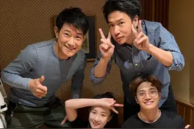 欧弟浩二罕聚餐！小五穿6千T恤显豪气，老婆张檬素颜白皮太抢眼图片