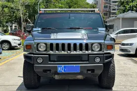 2004年花135万买的悍马H2，当年的富豪象征，如今一折也无人问津图片