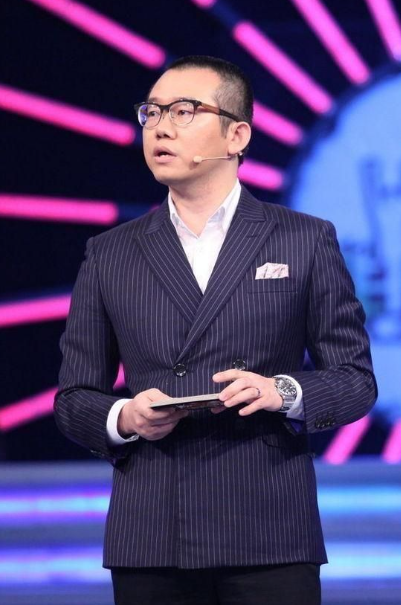 从"情感专家"到"伪君子",涂磊走到这步究竟怪谁