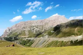 伊犁环线，伊昭公路，一条多彩景观大道，自驾不可错过风景图片