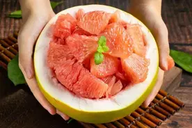 今天才知道，柚子不能随便吃，为了健康，这6类人要少吃图片