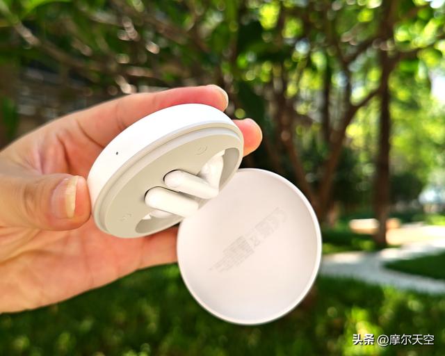 马卡龙潮酷设计加持：荣耀Earbuds A Pro高性价比核心实力初探