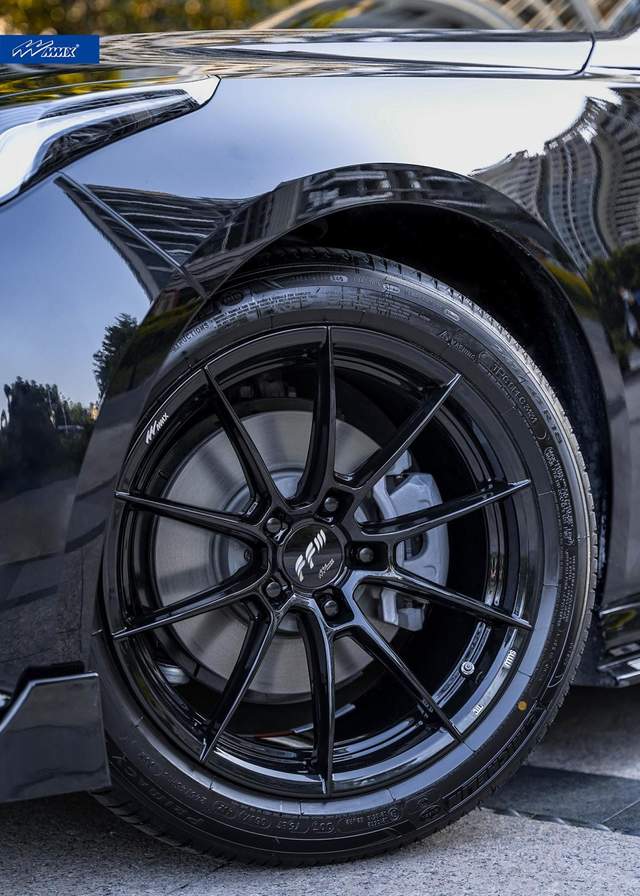 豪华不止一面，凯迪拉克 CT5升级MMX锻造轮毂