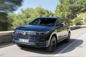 2022款大众途锐20周年特别版上市，售价69.18万-78.28万图片