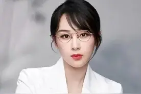 《女心理师》原著：贺顿“沦落风尘”的妈，是她选择心理师的起因图片