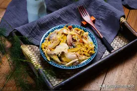 鸡肉含有大量激素，有害还会致癌？辟谣：三种肉才真的要少吃图片