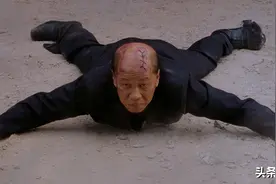 《功夫》细思极恐的伏笔，周星驰为何打火云邪神，你真的看懂了吗图片