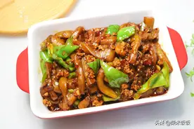 茄子这样做，给肉都不换，下饭一级棒，好吃到连汤也不剩图片