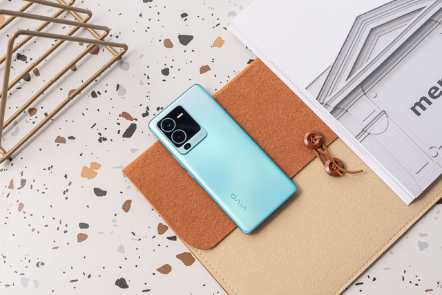 vivo s7配置参数（两三千也能买到旗舰配置的手机）