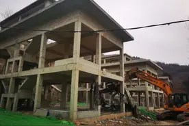 数千栋“坚挺别墅”野蛮侵蚀济南泉域保护区，拆除已开始图片