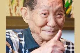 有专家称自己能培育出亩产万斤的水稻，袁隆平说：我都办不到图片