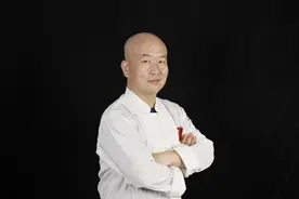 从门外汉到潮菜精英，黄进贤：进出厨房，最爱做菜的成就感图片