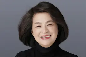 深圳千亿巨头，迎首位女掌门人图片