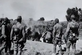 1946年，二战结束后，日本400名女护士用手术刀杀害我军150名战士图片