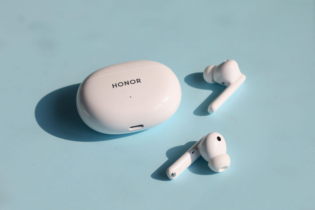 96%���Ϻ�����������ͬ��λ�Լ۱�ңң���ȣ�����ѡ�񲻻��