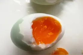 咸鸭蛋的制作方法，泡的好吃还是腌的好吃呢(二)图片