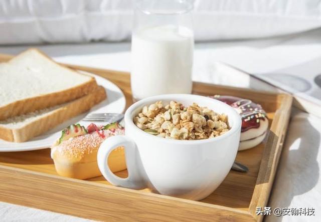 鍠濈墰濂朵钩绯栦笉鑰愬彈璋佹児寰楃ジ锛熷師鏉ョ珶鏄畠