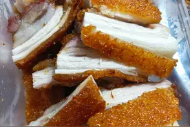 广西婆婆准备了一桌子菜，却因一个举动惹恼儿媳妇，一口没吃走了图片