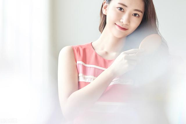 故事：那年22岁，与30岁合租女人的一段情缘