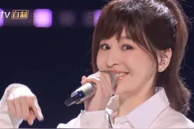 难得有翻红机会却不珍惜？《乘风破浪》这10位姐姐的初舞台好敷衍图片