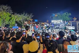 三场贵阳路边音乐会热情开唱图片