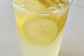 柠檬和它天生一对！每天喝一杯，湿气、暑气绕道走，不懂喝可惜了图片
