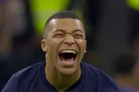 凯恩二次罚点不进，姆巴佩笑出表情包图片