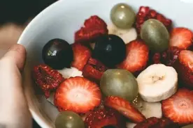 烧心、长痘、低血糖……这些「副作用」是水果附赠给你的图片