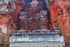 别再营销乐山大佛了图片