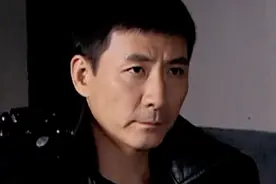 燕双鹰密室杀人，留下一份“礼物”，老板：这人很恐怖图片