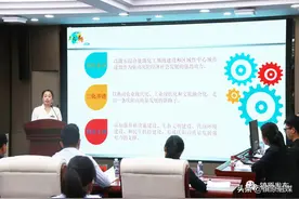 “三抓三促”行动进行时丨县政务服务中心举办“奋进庆阳 三为有我”研讨演讲赛图片