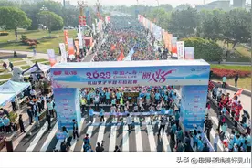 融媒画报 | 用55张图片，带你回顾2023乳山女子半程马拉松赛图片