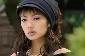 “黑道公主”安以轩：富豪丈夫落马豪门梦碎，出来混迟早要还的图片