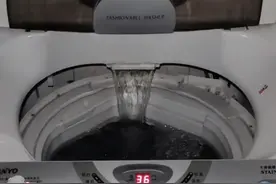 洗衣机一直进水，就是不洗衣服？师傅教你检修方法，自己可以解决图片
