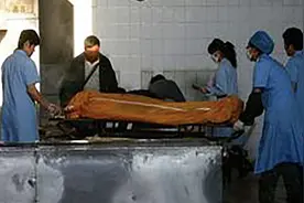 艾滋死刑犯的最后时刻：行刑人员全穿防护服，尸体放入特制裹尸袋图片