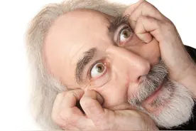 偏执型人格有多可怕，快看看自己的灵魂伴侣有没有以下特征图片