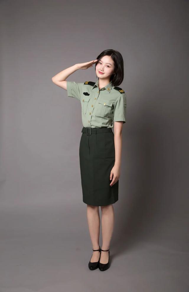 特级好汉黄继光故乡的女兵花儿们绽放她荣光