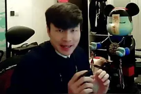 自称月入千万，曾在葫芦岛与警察发生冲突，帝师与小智有何恩怨？图片