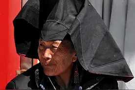 独特的纳西族摩梭人：全村人“不嫁不娶”，走婚习俗实现自由繁衍图片