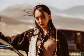 “女版丁真”丁珠：最美藏族女孩，坐拥2000头牛，冬虫夏草当零食图片