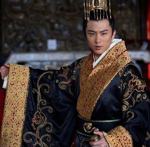 "断袖之癖"的由来?汉哀帝刘欣的一生,董贤成大赢家