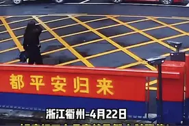 女子心脏骤停，消防员街头60秒胸外按压紧急救援图片
