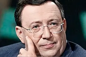 寡头古辛斯基有多狂？控制总统竞选，公开污蔑普京，被第一个开刀图片