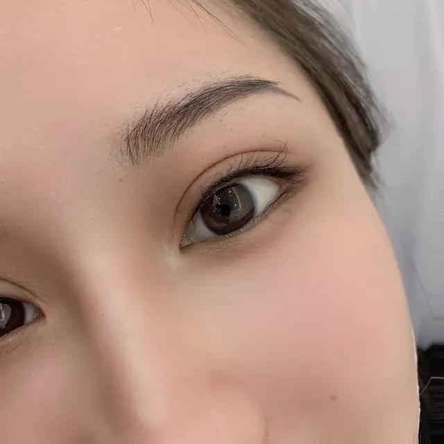 纹美瞳线眼睛会肿几天,美瞳线眼睛肿几（纹美瞳线后注意事项）