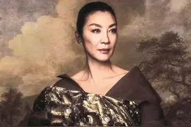 奥斯卡影后杨紫琼《W》杂志封面大片，自律生活成就优雅从容状态图片