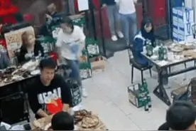 唐山，“6.10”大案，黑衣女孩抡那一瓶子的“是”与“非”图片